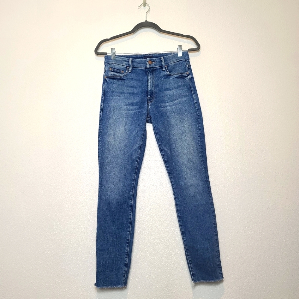 MOTHER High Waisted Looker Ankle Fray In Hop On Hop Off Size 27 - Picture 3 of 13